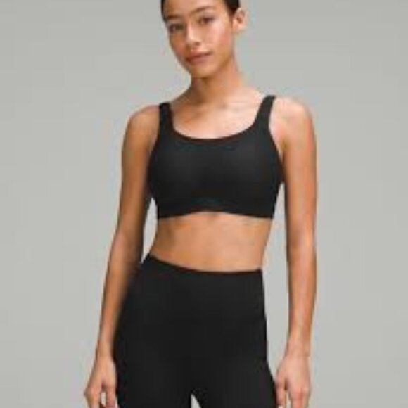 Lululemon Run Times Bra - Hook & Eye closure with adjustable straps 36C - Picture 2 of 7